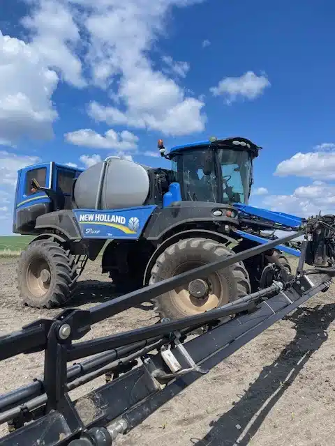 Gallery image 1 for Used 2017 New Holland SP.400F Sprayer - Self Propelled