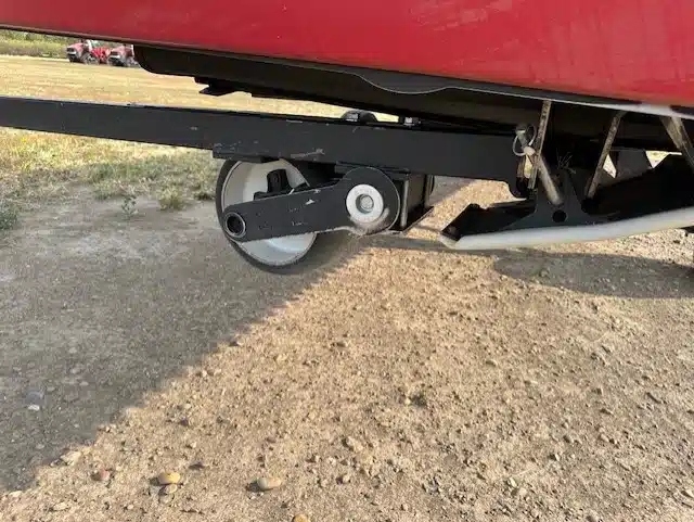Gallery image 2 for Used 2018 MacDon FD75 Header - Flex Draper
