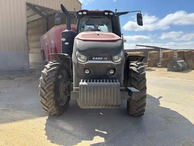 Gallery image 2 for Used 2024 Case IH MAGNUM 280 Tractor