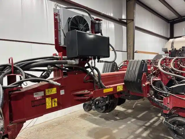 Gallery image 2 for Used 2016 Case IH 1255 Planter