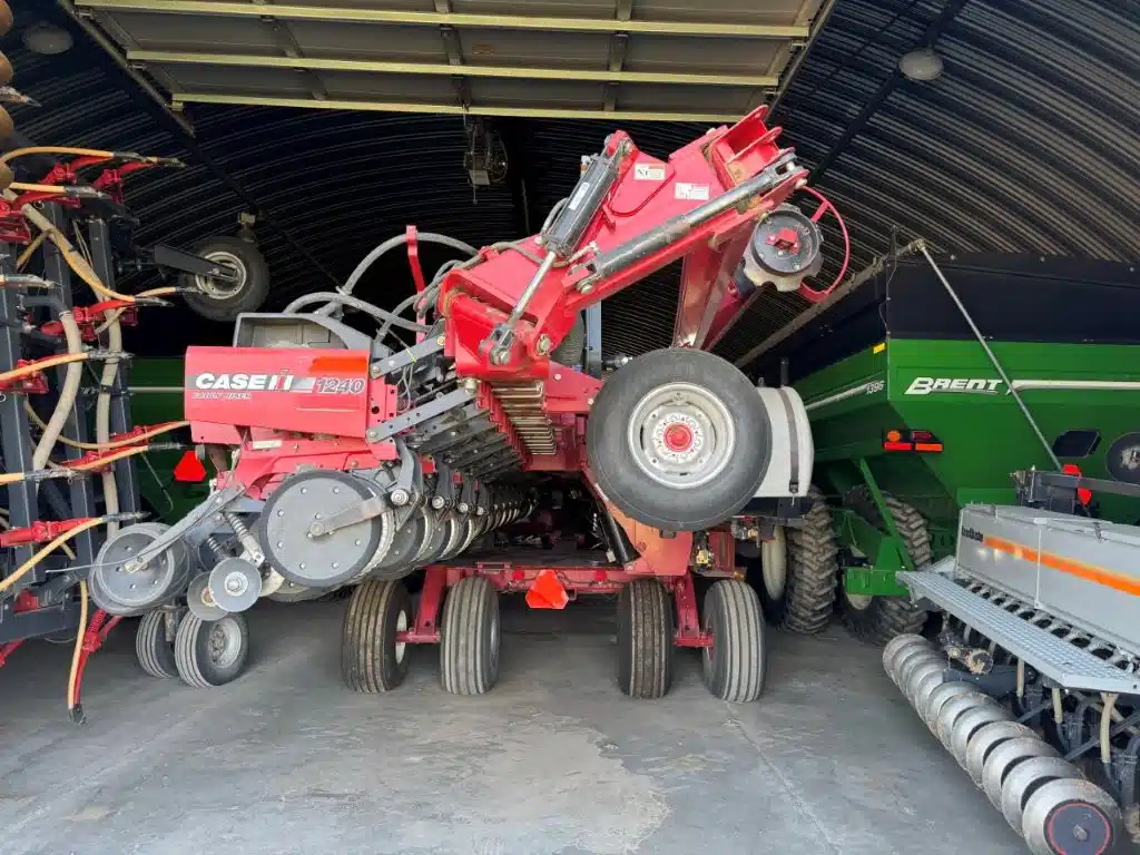 Gallery image 2 for Used 2009 Case IH 1240 Planter