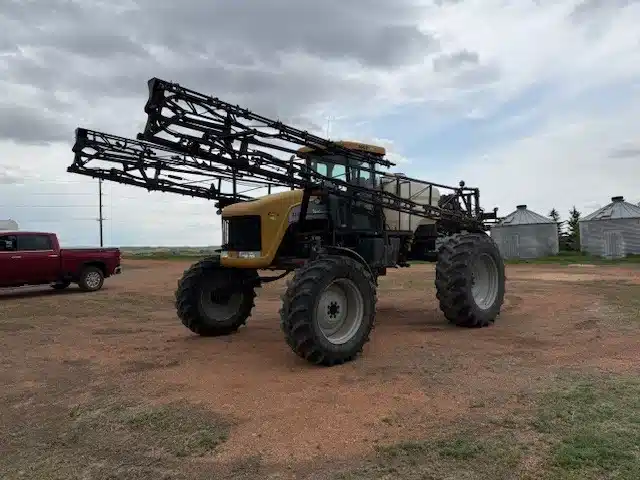 Gallery image 2 for Used 2010 Unspecified 7660 Sprayer - Self Propelled