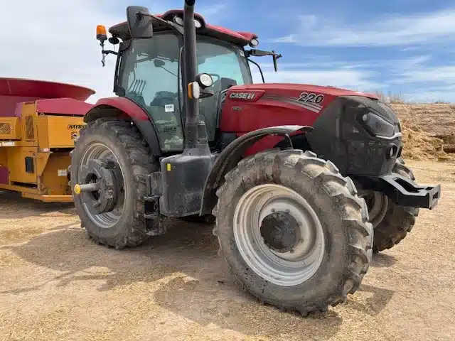 Gallery image 1 for Used 2024 Case IH PUMA 220 Tractor