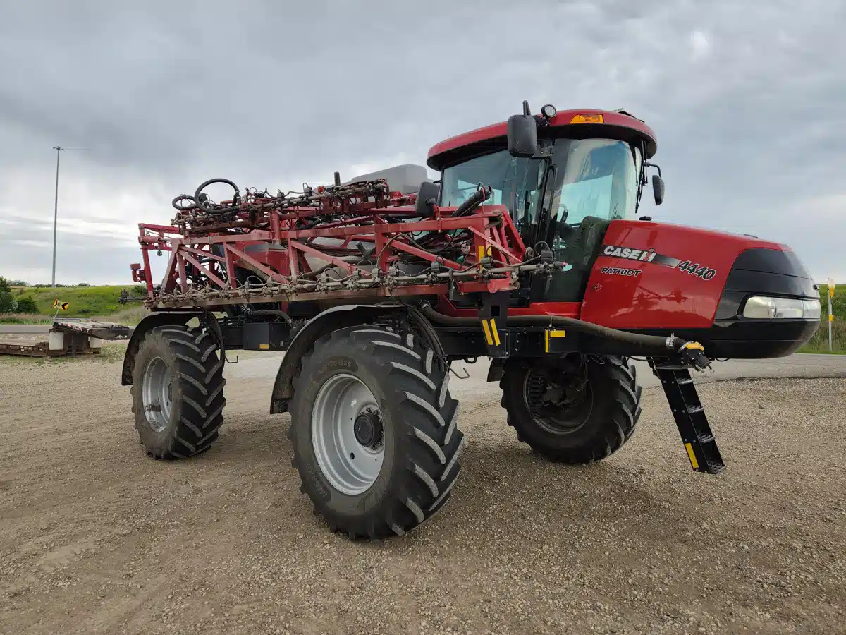 Gallery image 1 for Used 2018 Case IH PATRIOT 4440 Sprayer - Self Propelled