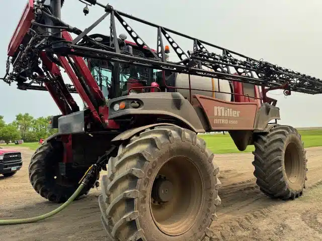 Gallery image 1 for Used 2017 Miller Nitro 6500 Sprayer - Self Propelled