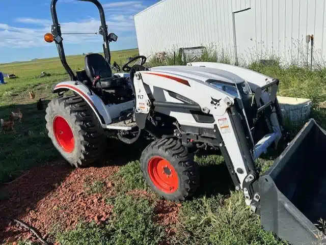 Gallery image 2 for Used 2022 Bobcat CT2025 Tractor