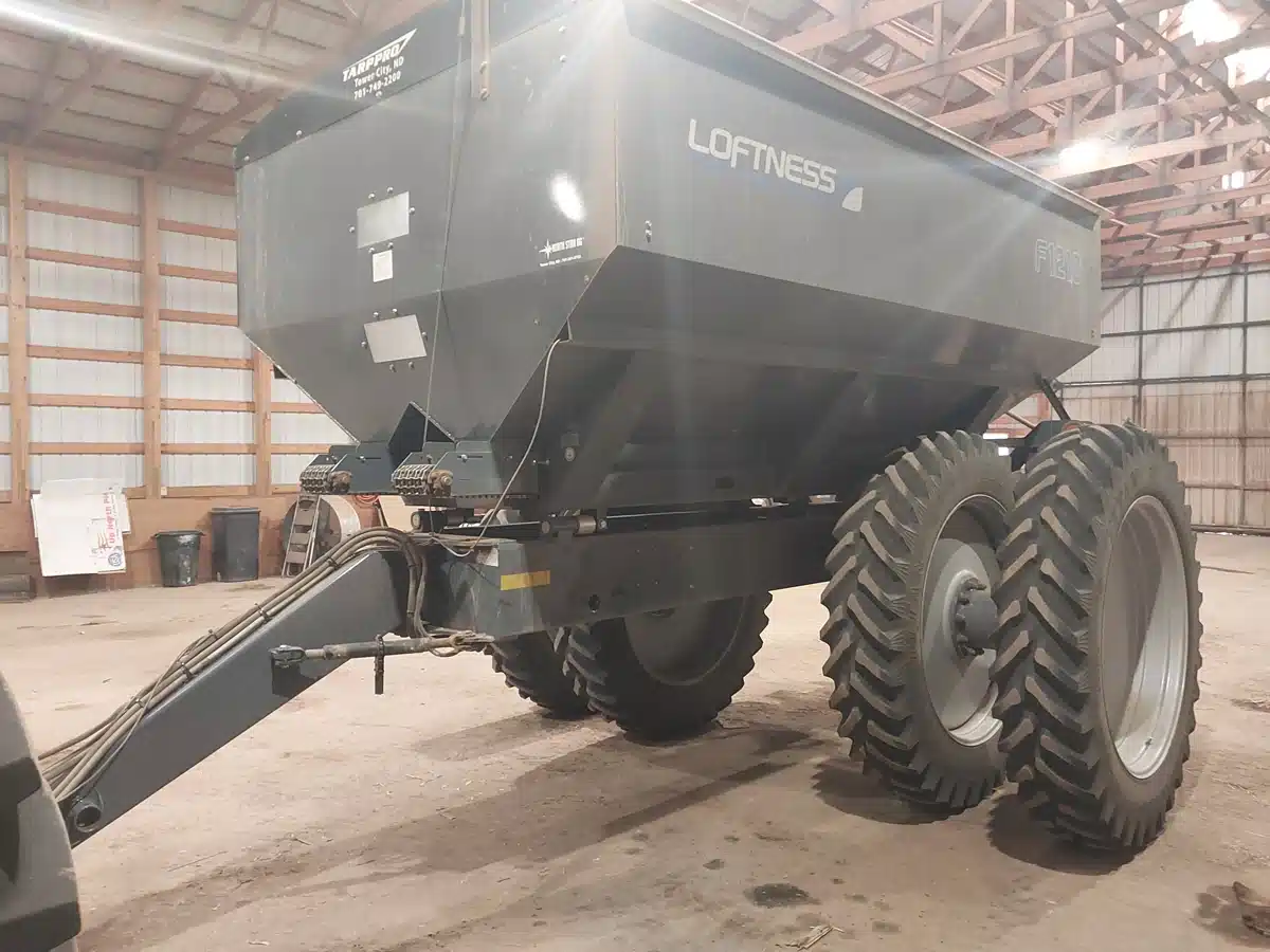 Gallery image 1 for Used 2022 Loftness F121092UC9IM2 Spreader - Broadcast