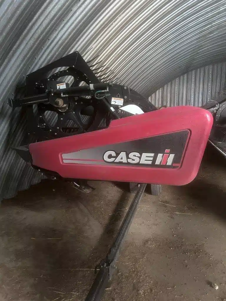 Gallery image 1 for Used 2011 Case IH 2152 Header Combine