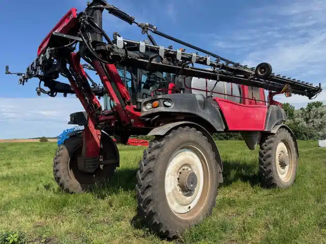 Gallery image 2 for Used 2016 Miller Nitro 6500 Sprayer - Self Propelled