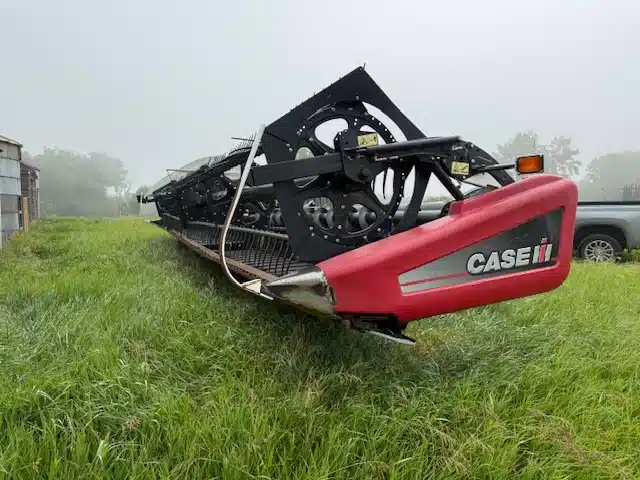 Gallery image 1 for Used 2013 Case IH 2162 Header Combine