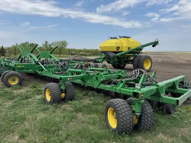 Gallery image 1 for Used 2014 John Deere 1890 Air Drill