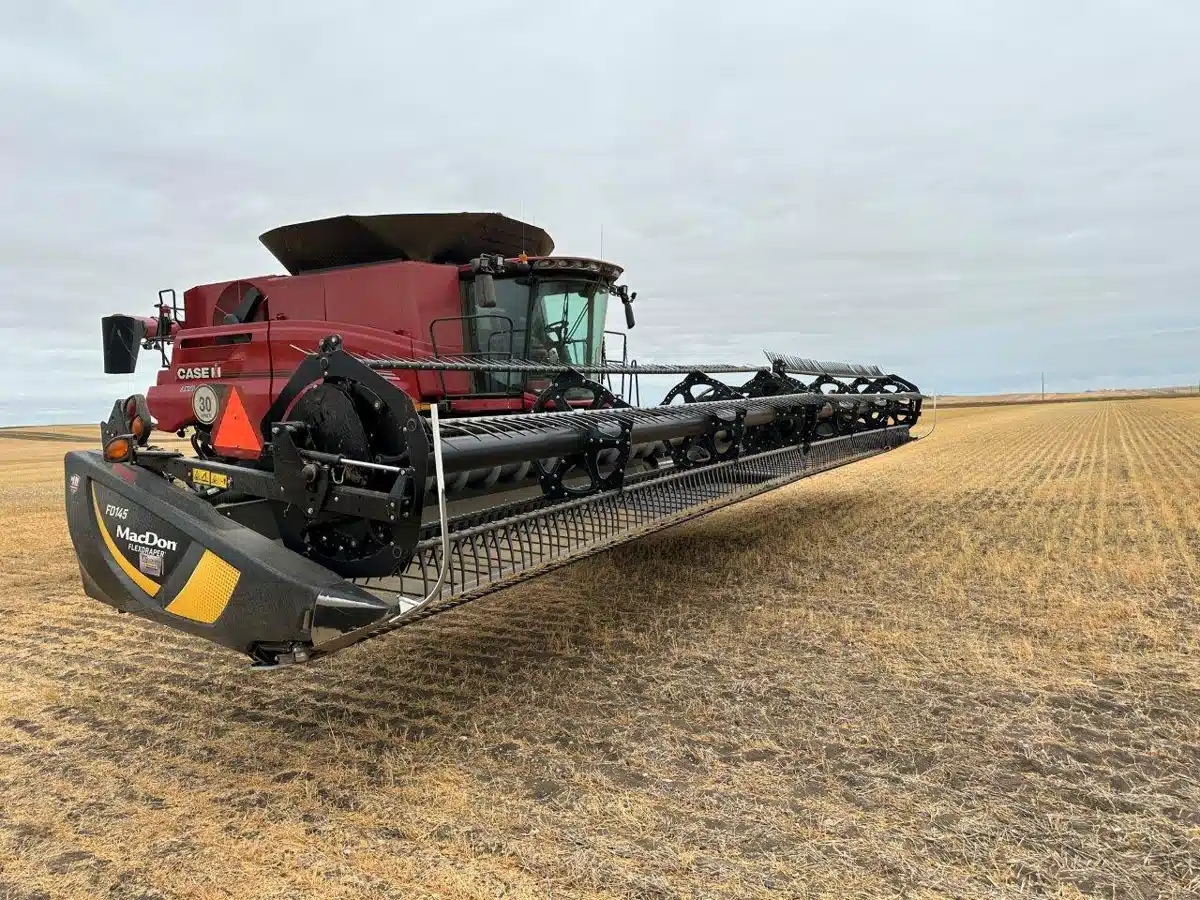 Gallery image 1 for Used 2019 MacDon FD75 Header - Flex Draper