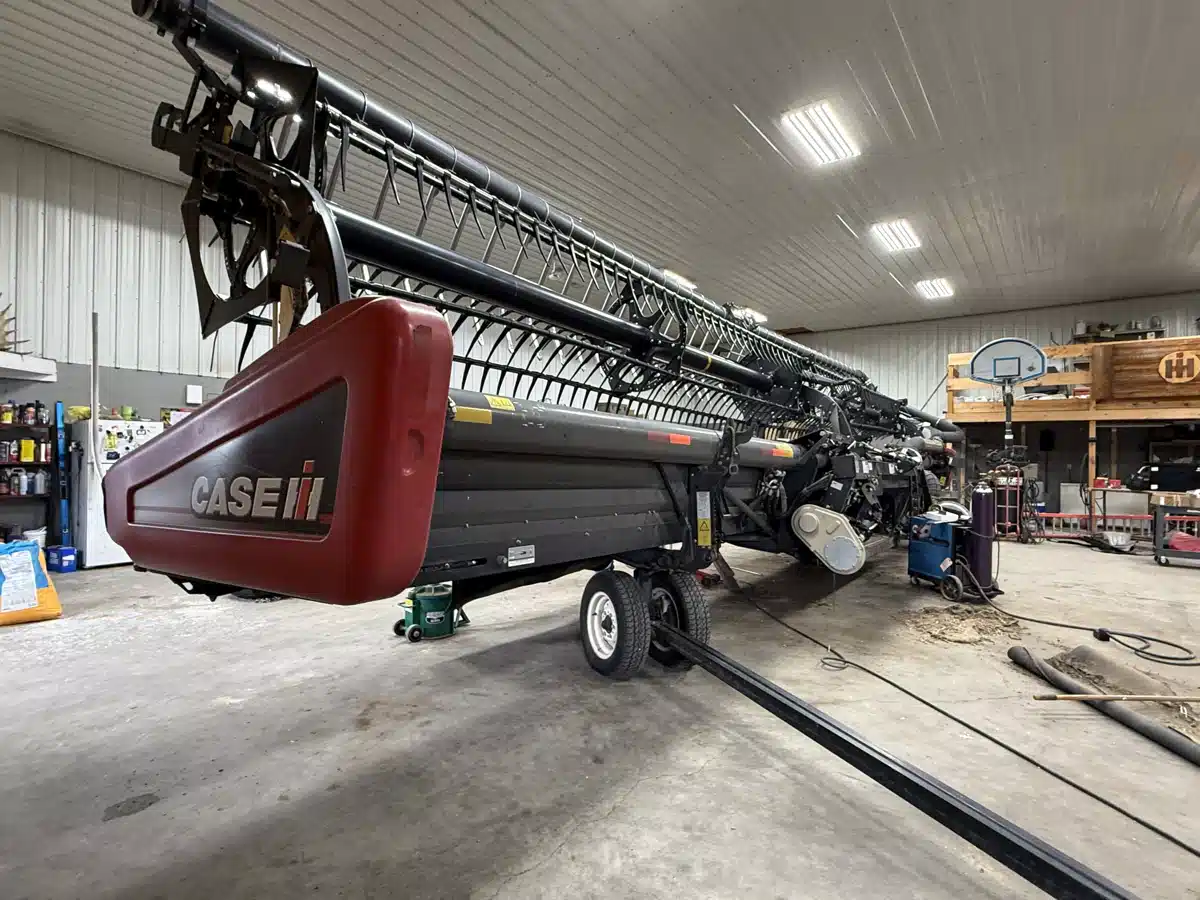 Gallery image 1 for Used 2013 Case IH 2162 Header - Draper