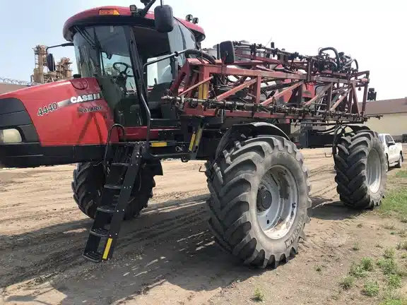 Gallery image 1 for Used 2015 Case IH PATRIOT 4440 Sprayer - Self Propelled