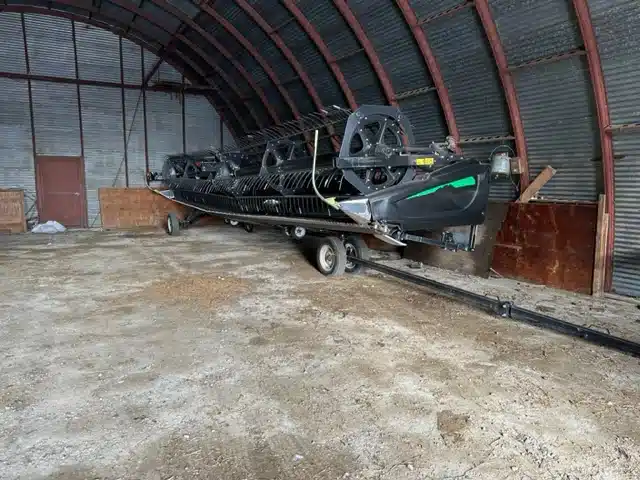 Gallery image 1 for Used 2017 MacDon FD75 Header - Flex Draper