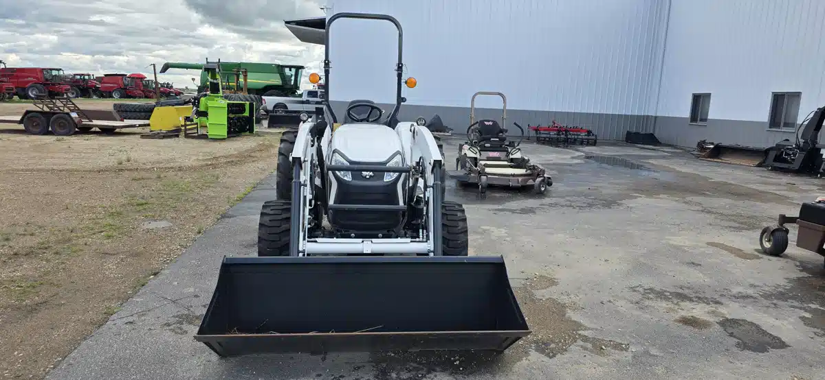 Gallery image 2 for Used 2022 Bobcat CT4045 Tractor