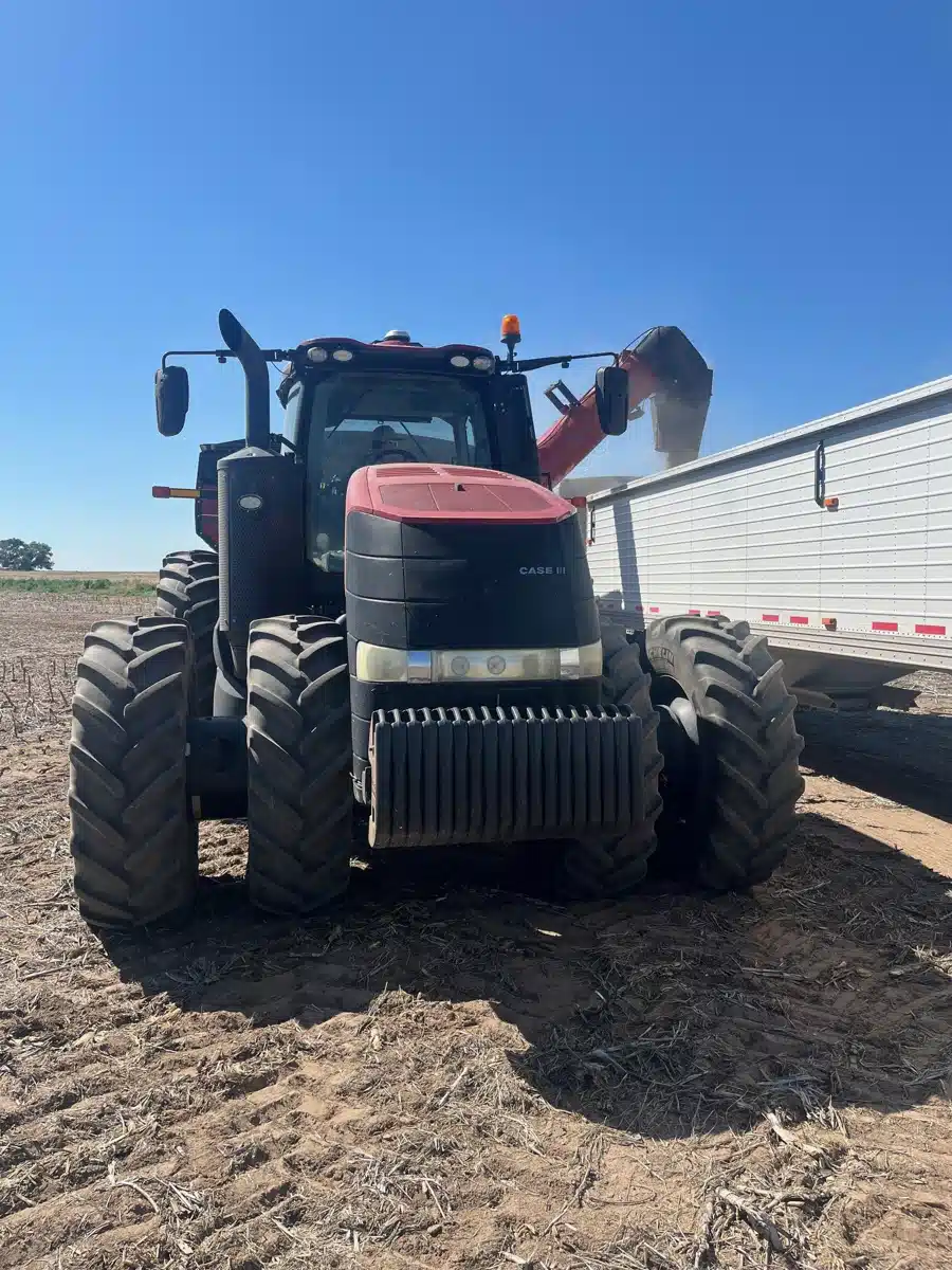 Gallery image 2 for Used 2020 Case IH MAGNUM 310 Tractor