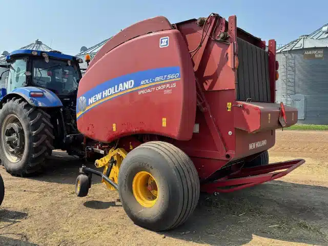 Gallery image 1 for Used 2021 New Holland ROLL-BELT 560 Round Baler