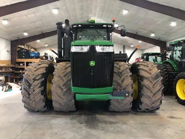 Gallery image 2 for Used 2013 John Deere 9460R Tractor