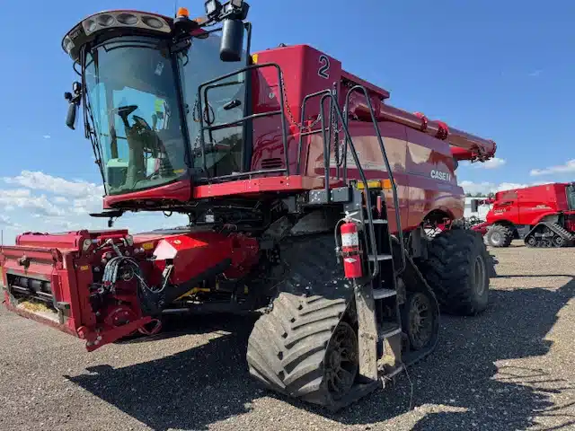 Gallery image 2 for Used 2023 Case IH 9250 Combine