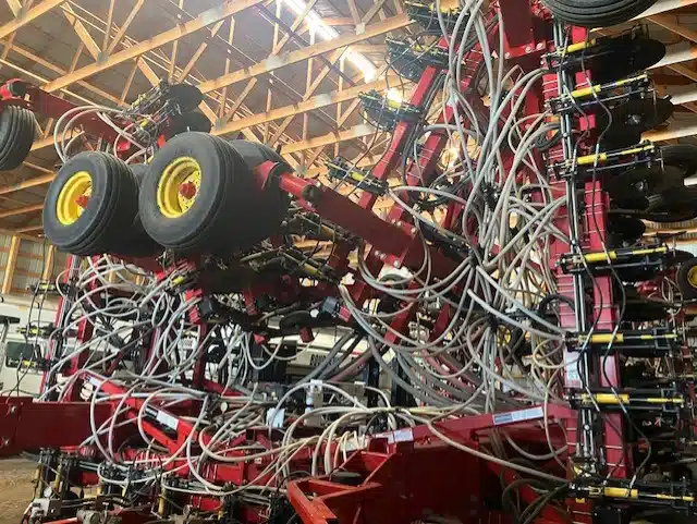 Gallery image 1 for Used 2009 Bourgault 3310-65 Air Seeder