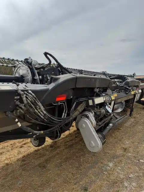 Gallery image 2 for 2024 MacDon FD250 Header Combine