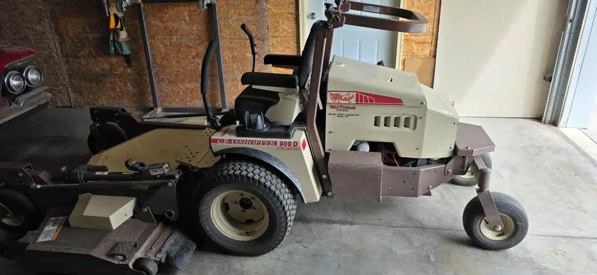 Used 2019 Grasshopper 900D Mower Front Deck