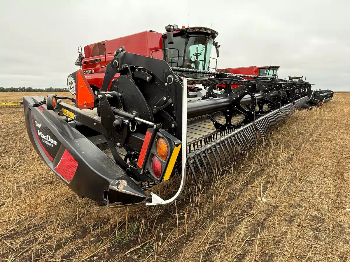 Gallery image 1 for Used 2020 MacDon FD140 Header Combine