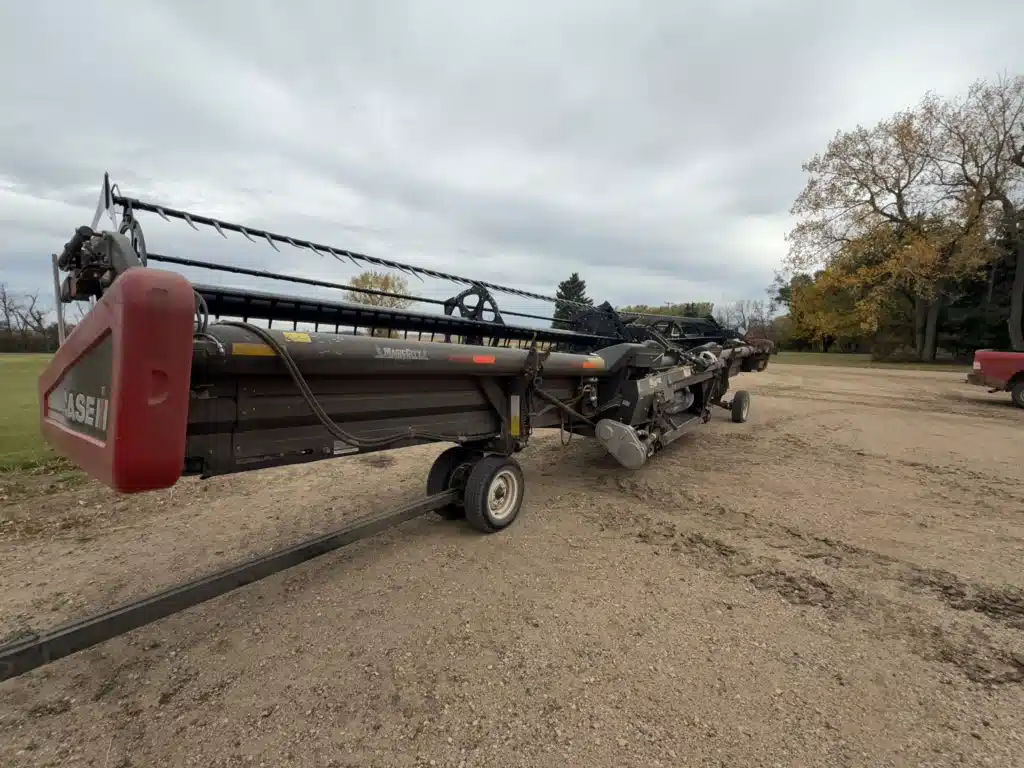 Gallery image 2 for Used 2013 Case IH 2162 Header Combine