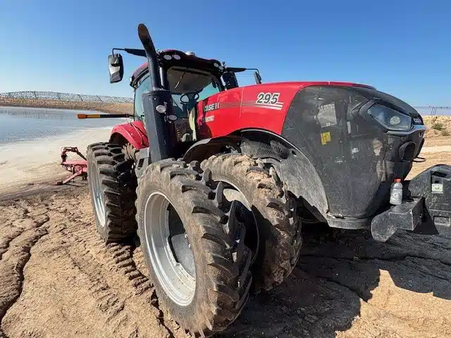Gallery image 2 for Used 2025 Case IH MAGNUM295 Tractor