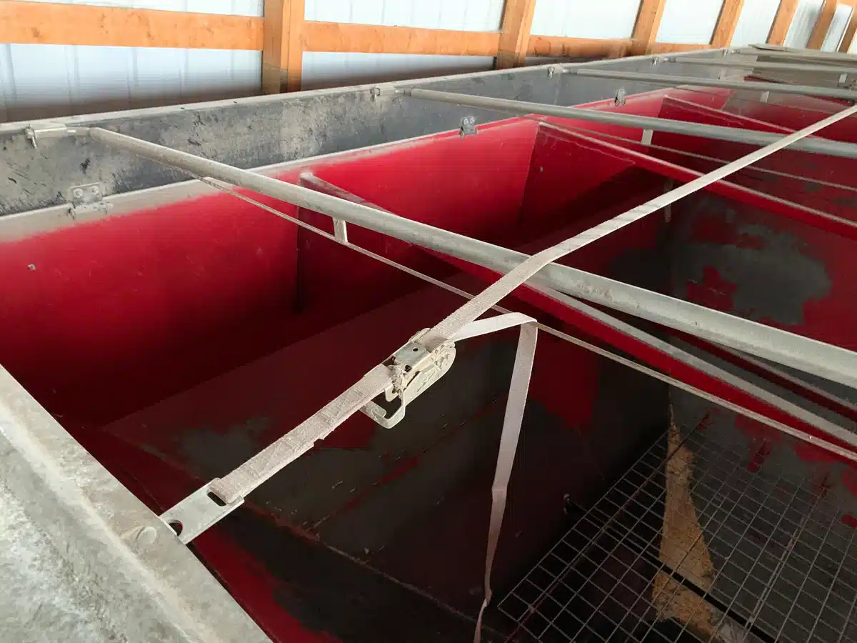 Gallery image 2 for Used 2013 Demco 1050 Grain Cart