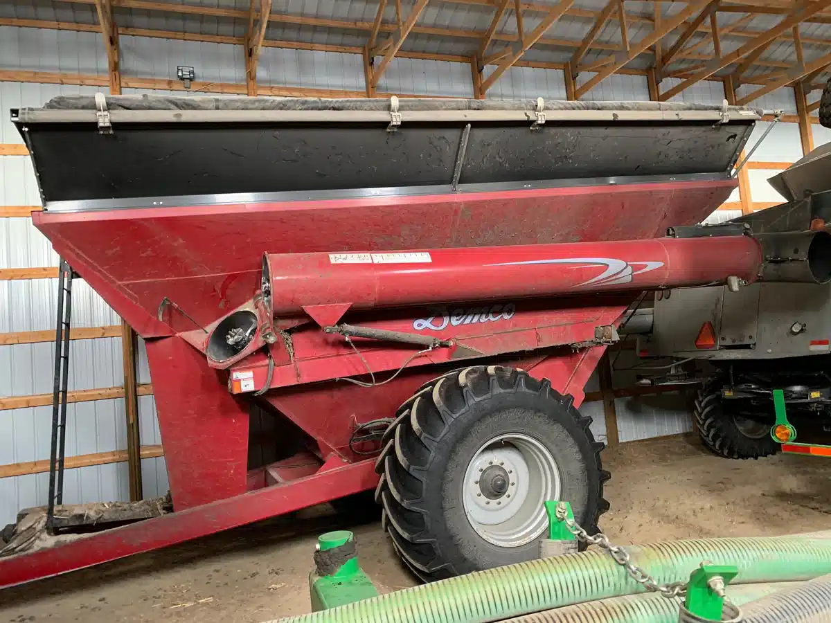 Used 2013 Demco 1050 Grain Cart
