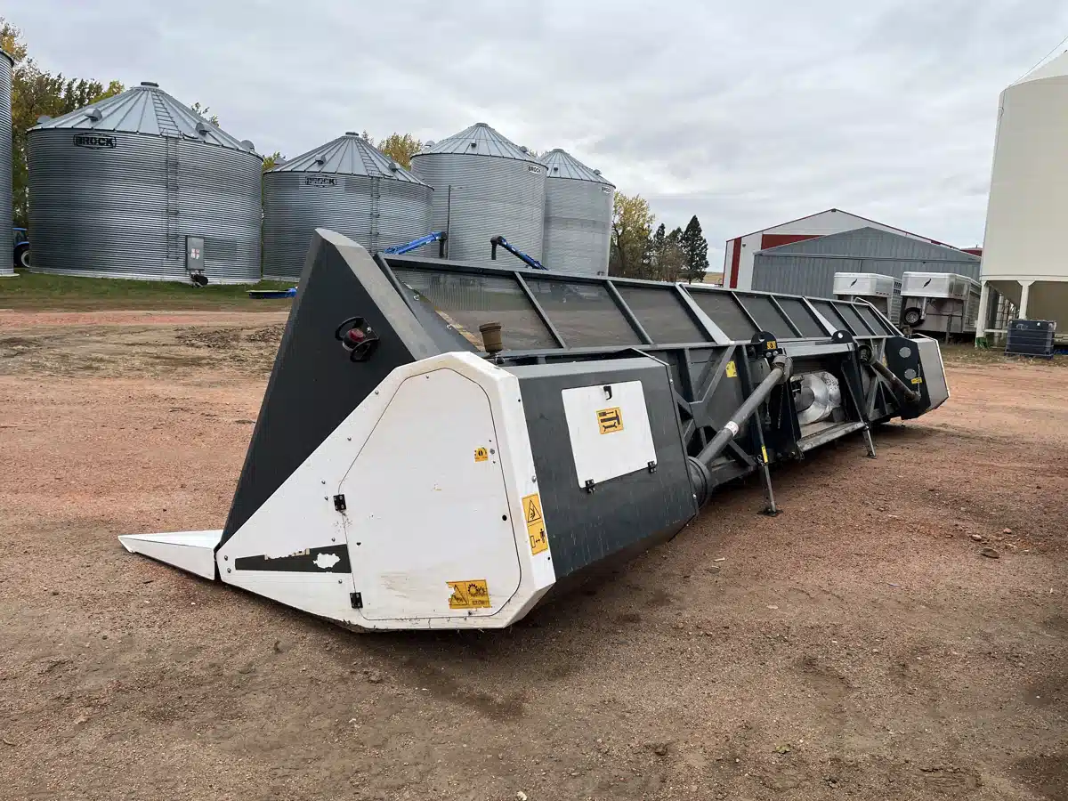 Used 2017 Nardi Harvesting Sunstorm SFHR-R1230 Header Combine