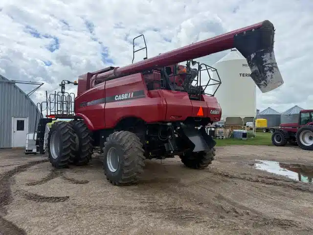 Gallery image 2 for Used 2012 Case IH 9120 Combine