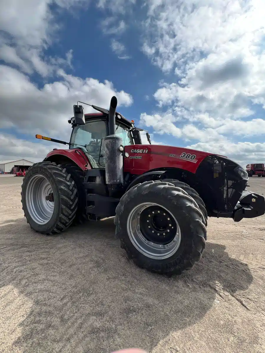Gallery image 1 for Used 2021 Case IH MAGNUM 380 Tractor