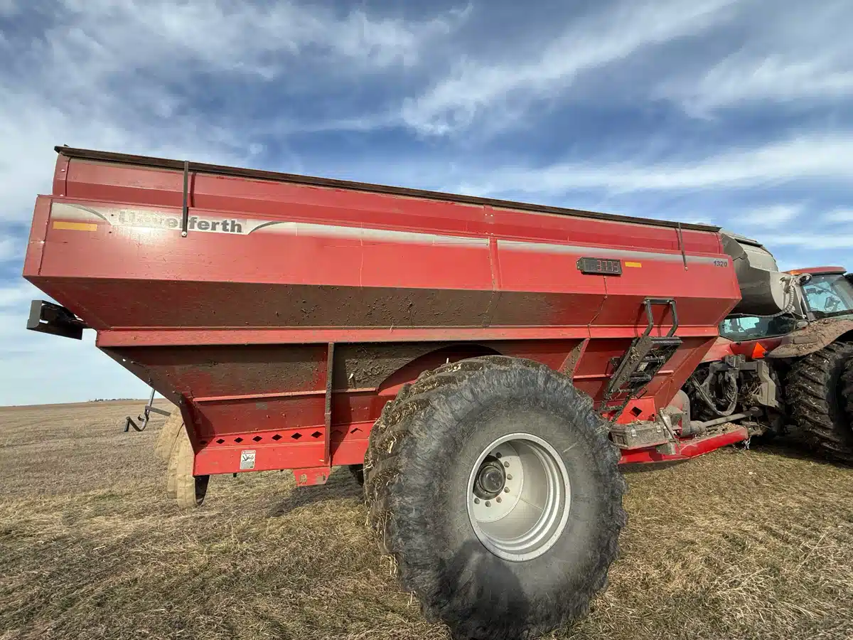 Gallery image 2 for Used 2023 Unverferth 1320 Grain Cart