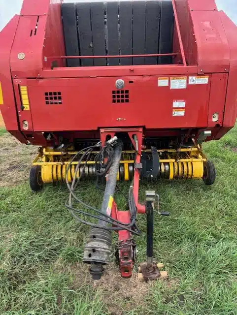 Used 2009 New Holland RB7090 Round Baler