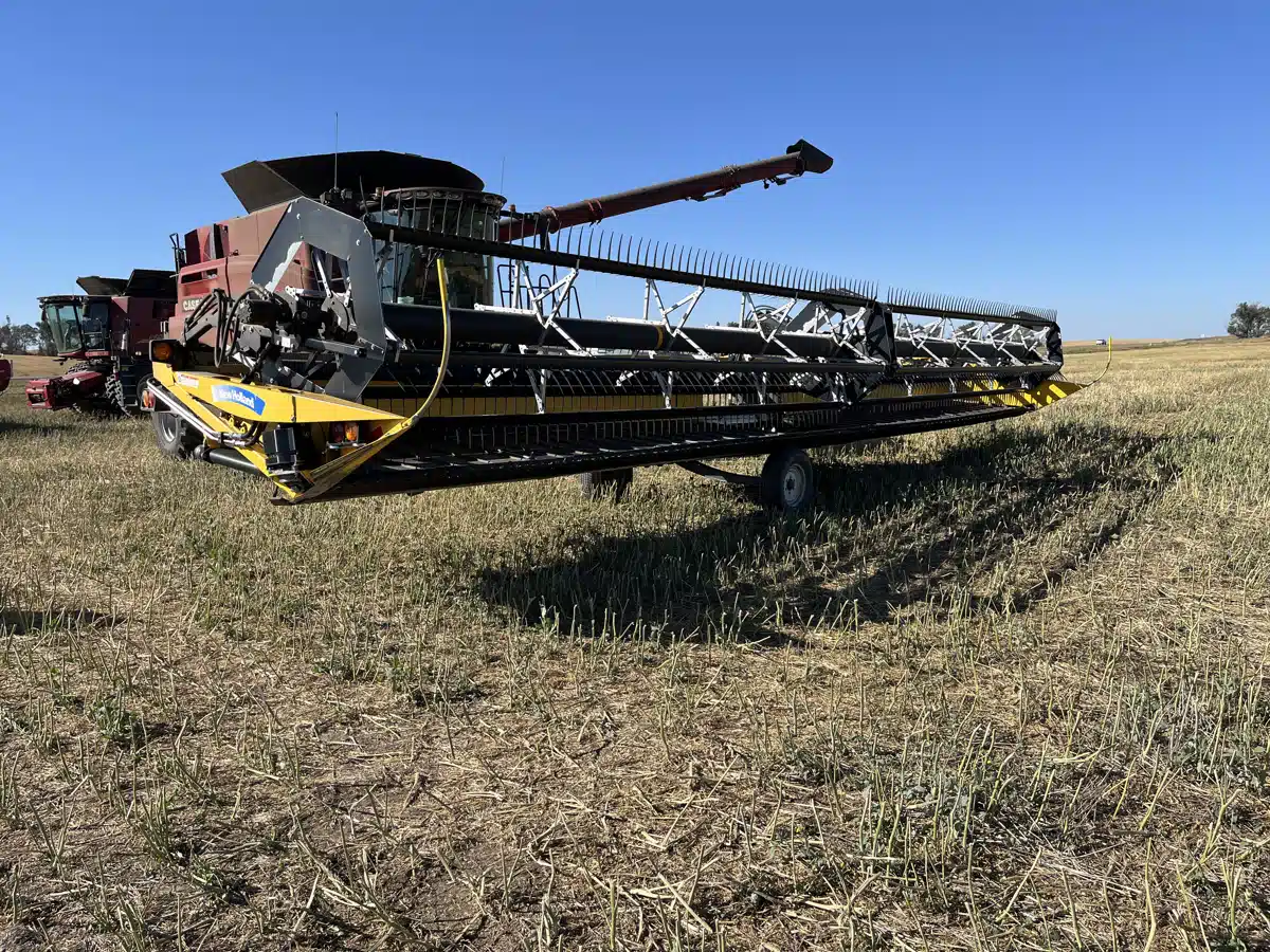 Used 2010 New Holland 94C Header - Draper