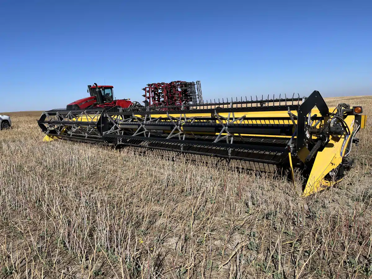 Used 2012 New Holland 94C Header - Draper