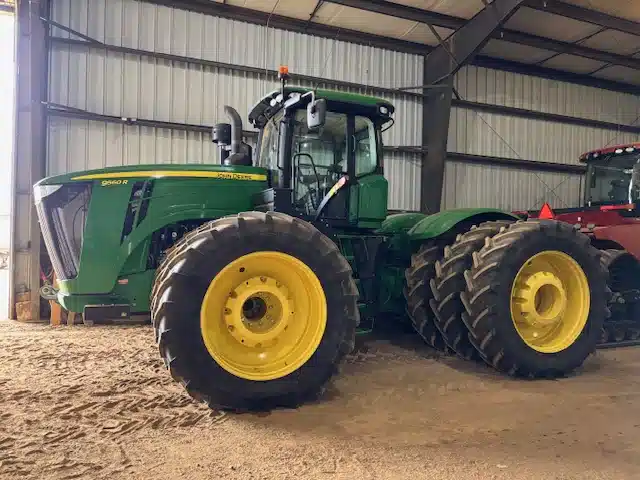 Gallery image 2 for Used 2012 John Deere 9560R Tractor
