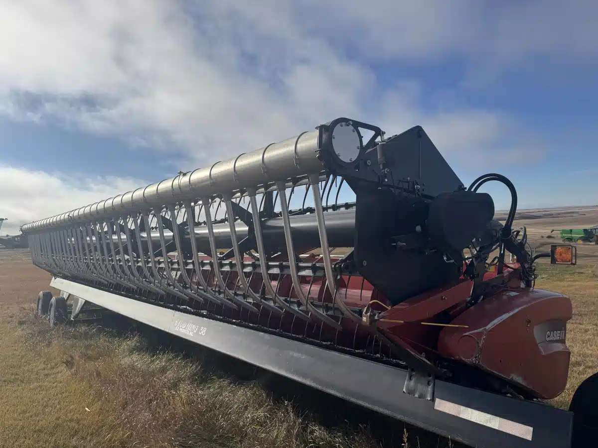 Gallery image 1 for Used 2010 Case IH 2020 Header Combine