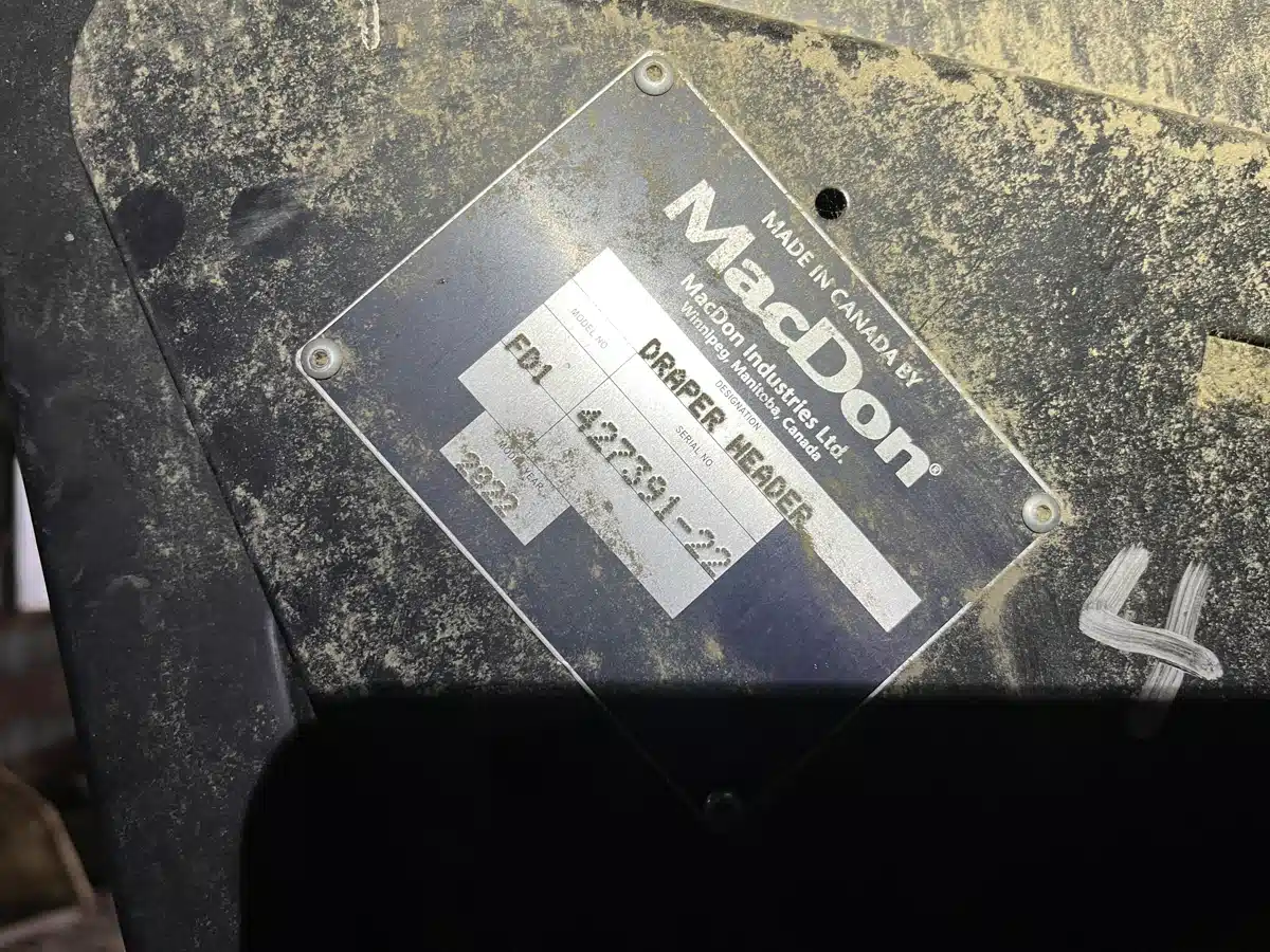 Gallery image 2 for Used 2022 MacDon FD75 Header Combine