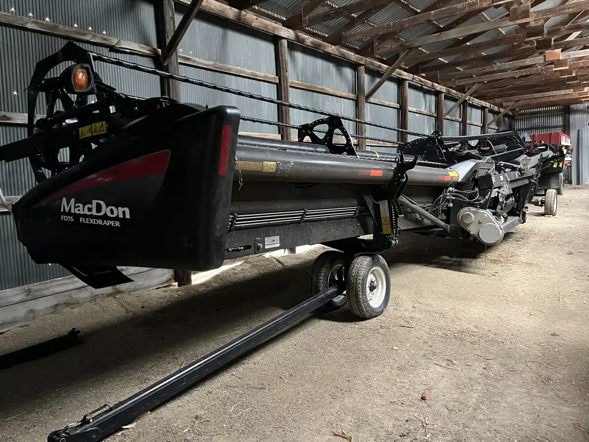 Used 2014 MacDon FD75 Header Combine