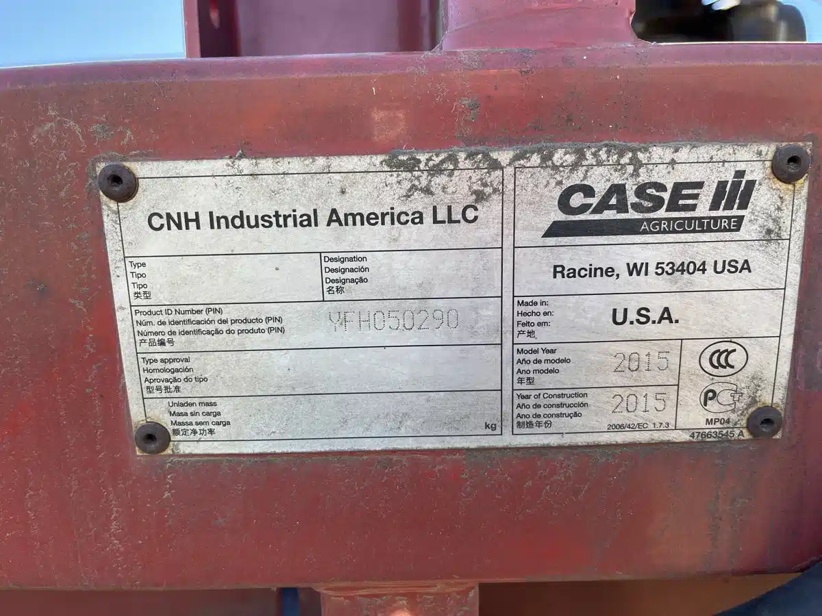 Gallery image 2 for 2015 Case IH 3162 Header Combine