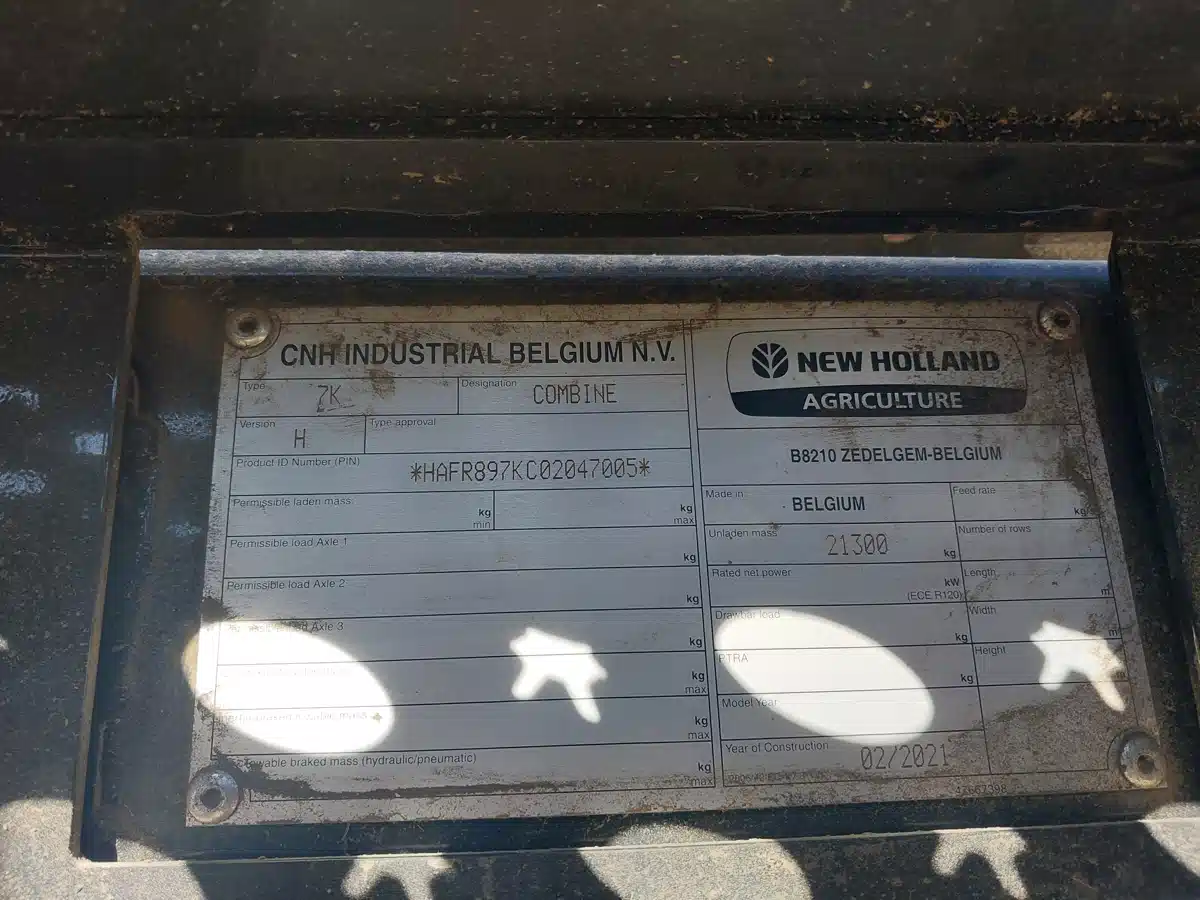 Gallery image 2 for Used 2021 New Holland CR8.90 Combine