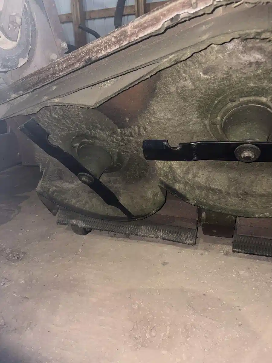 Gallery image 2 for Used 2010 Grasshopper 729T Mower - Front Deck