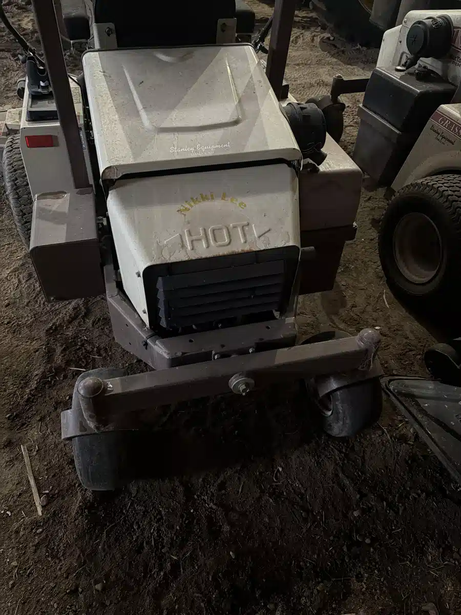 Gallery image 1 for Used 2010 Grasshopper 729T Mower - Front Deck