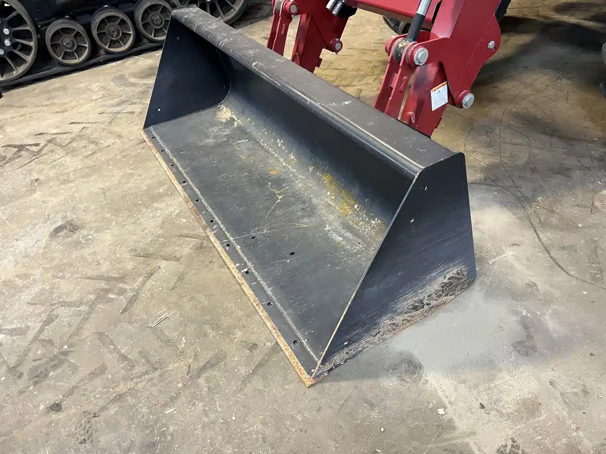 Gallery image 2 for Used 2023 Case IH 84" Bucket