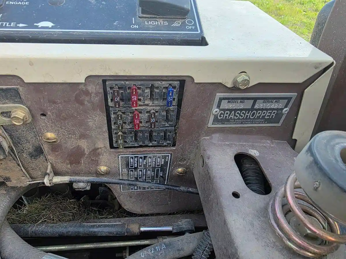 Gallery image 2 for 2013 Grasshopper 930D Lawn Tractor