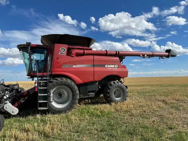 Gallery image 1 for Used 2017 Case IH 9240 Combine